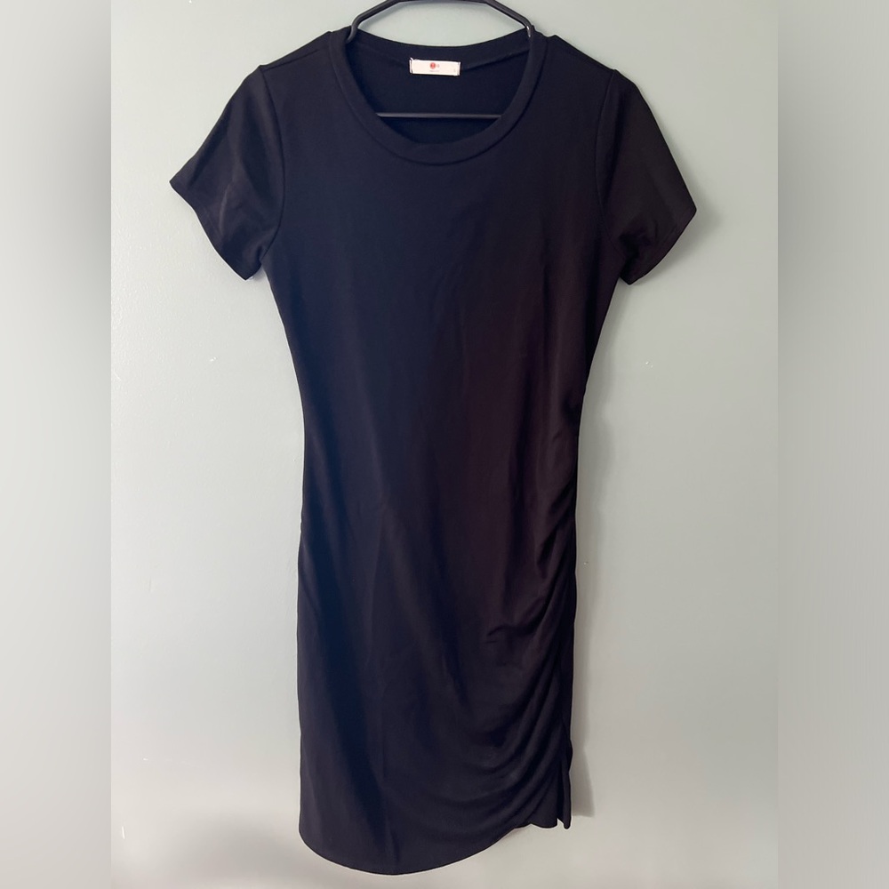 Axis Cinched Side Black T Shirt Dress - size (S)